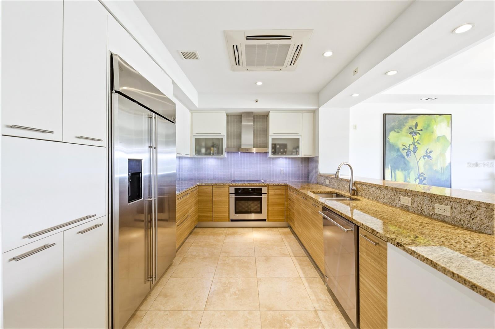 PH 404 PLANTATION VILLAGE II 404