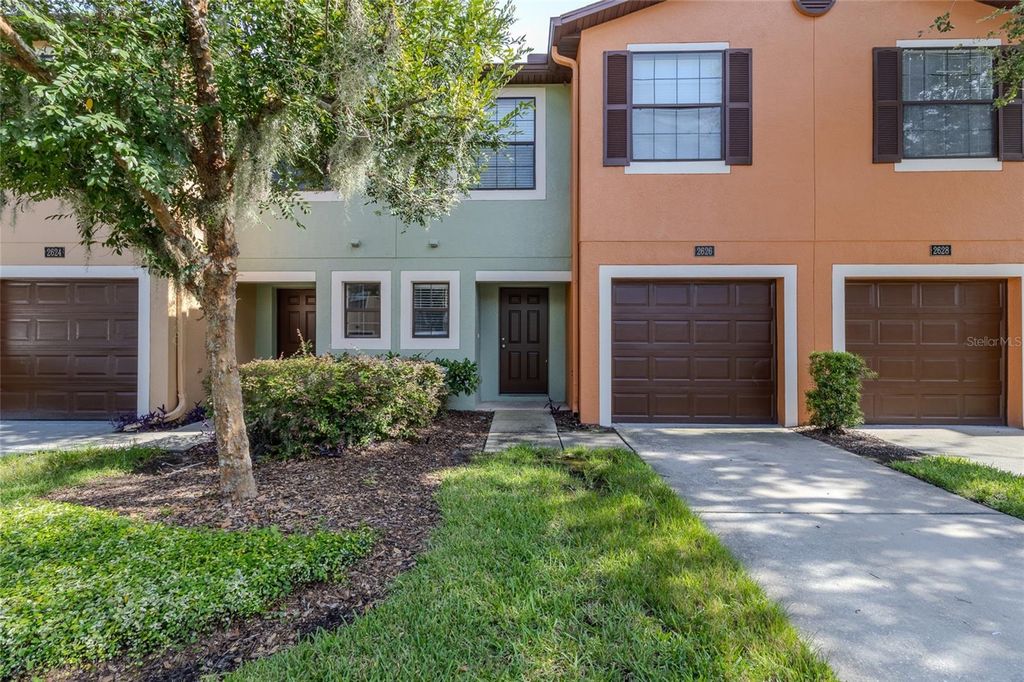 Photo of 2626 Edgewater Falls Drive, Brandon, FL 33511 (MLS # TB8417553)