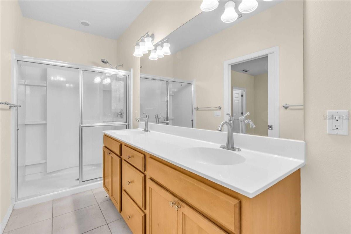 SAN MICHELE AT UNIVERSITY COMMONS - Residential Lease