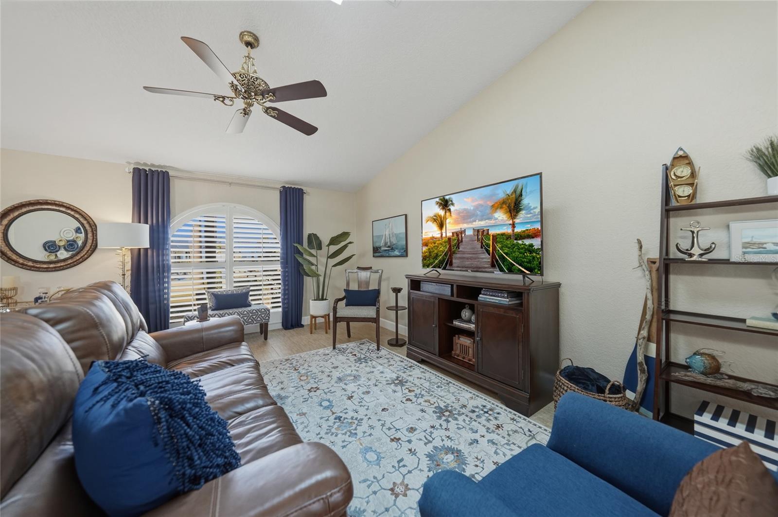 PUNTA GORDA ISLES SEC 11 - Residential