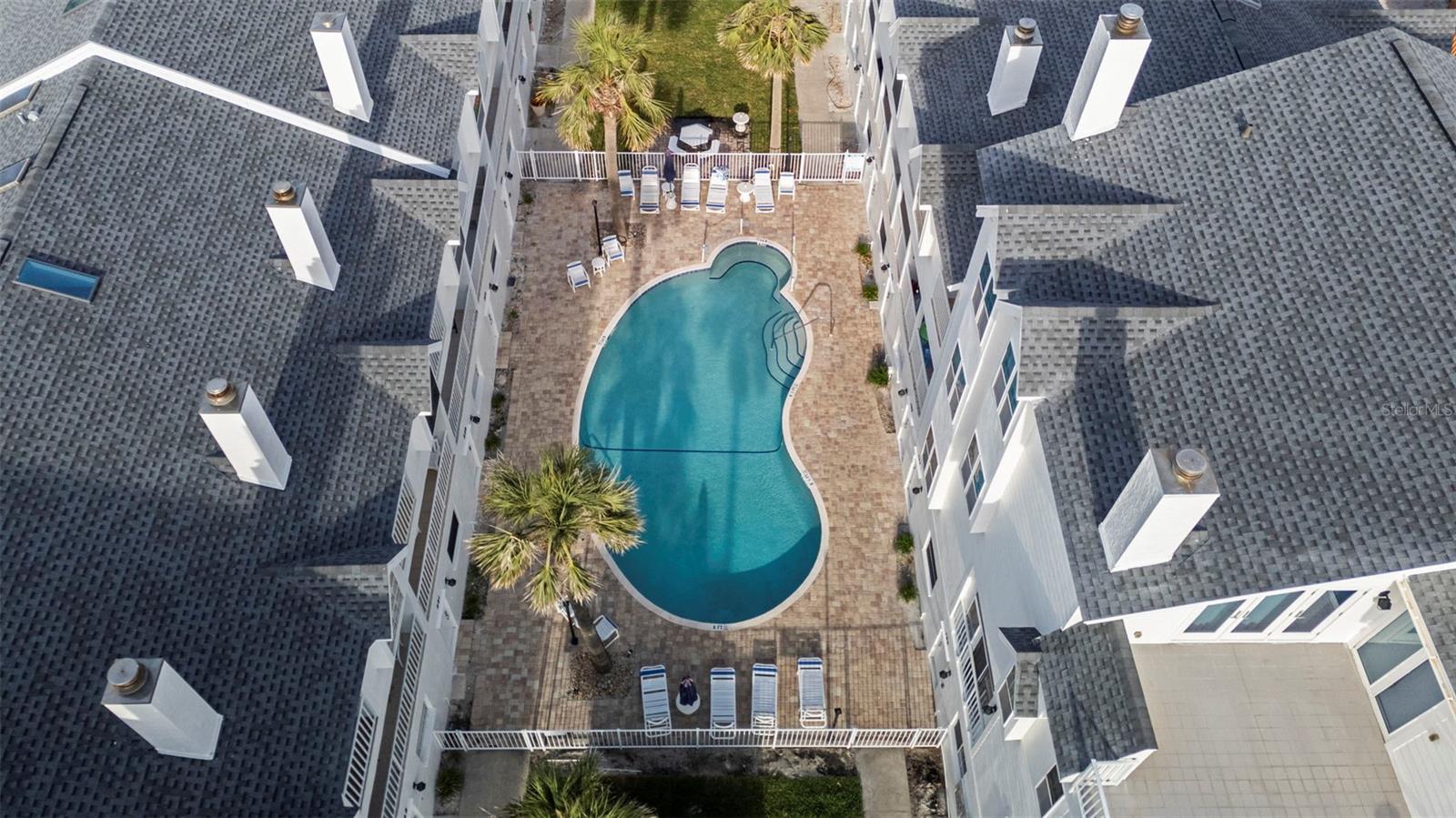 SUNSET REEF - Residential