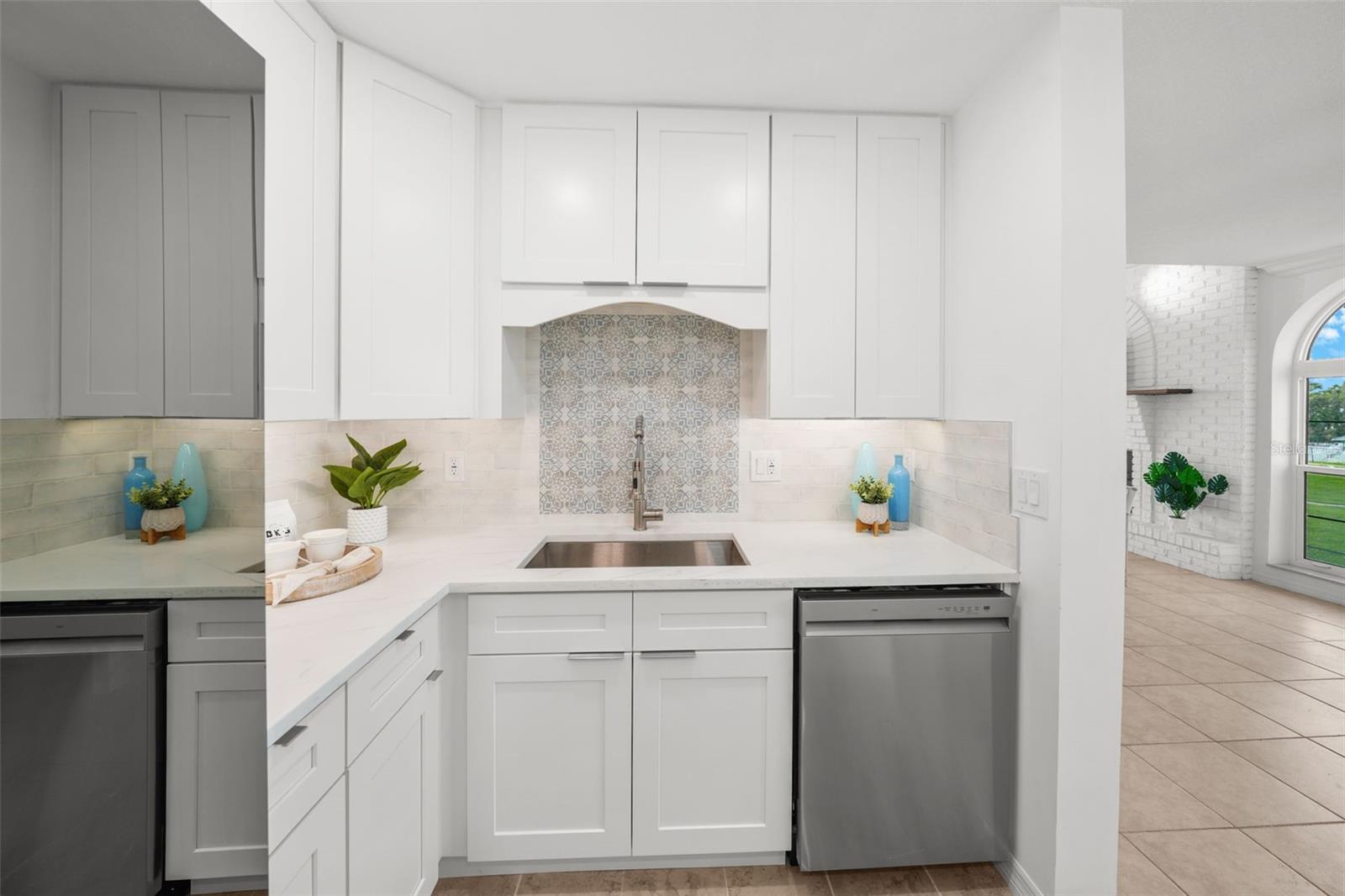 SUNSET REEF - Residential