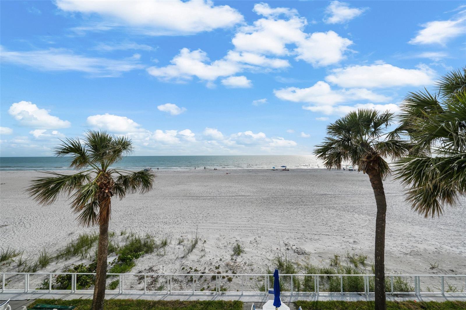 SUNSET REEF - Residential