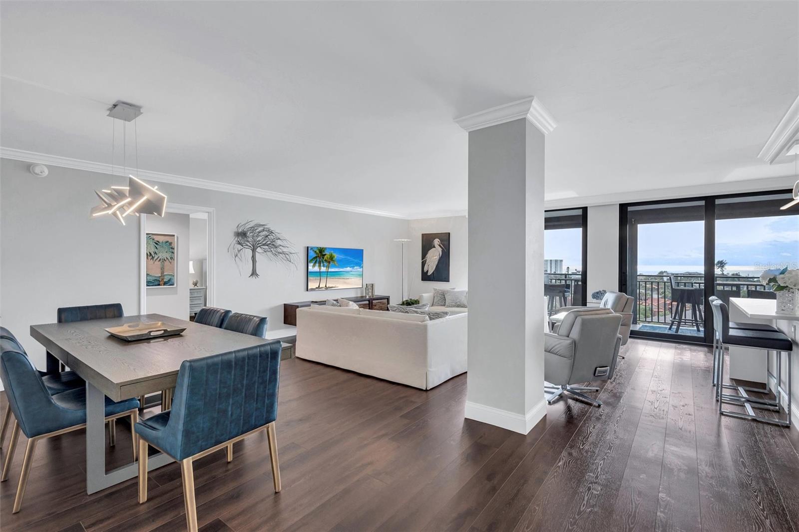 SIESTA TOWERS - Residential