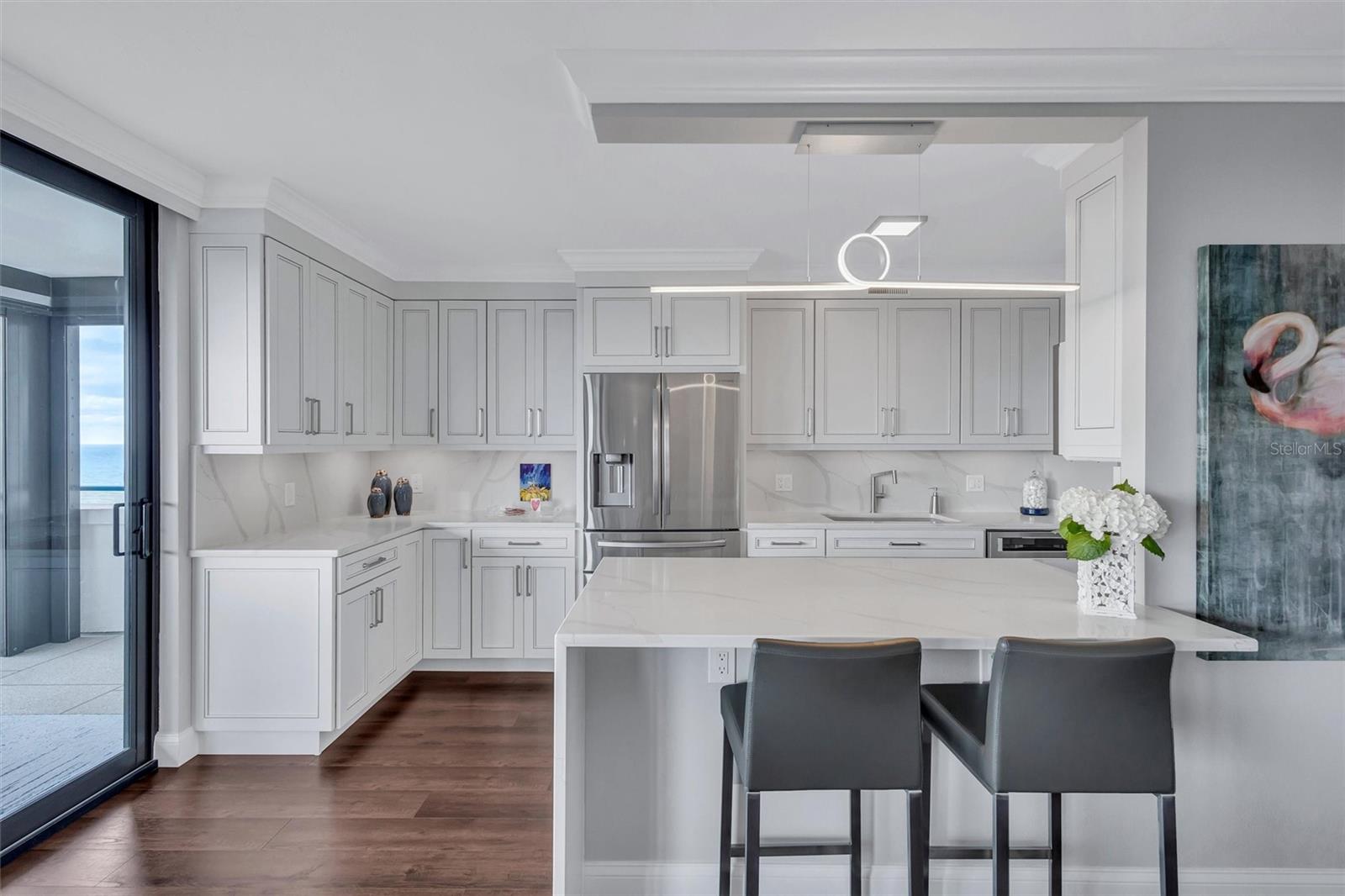 SIESTA TOWERS - Residential