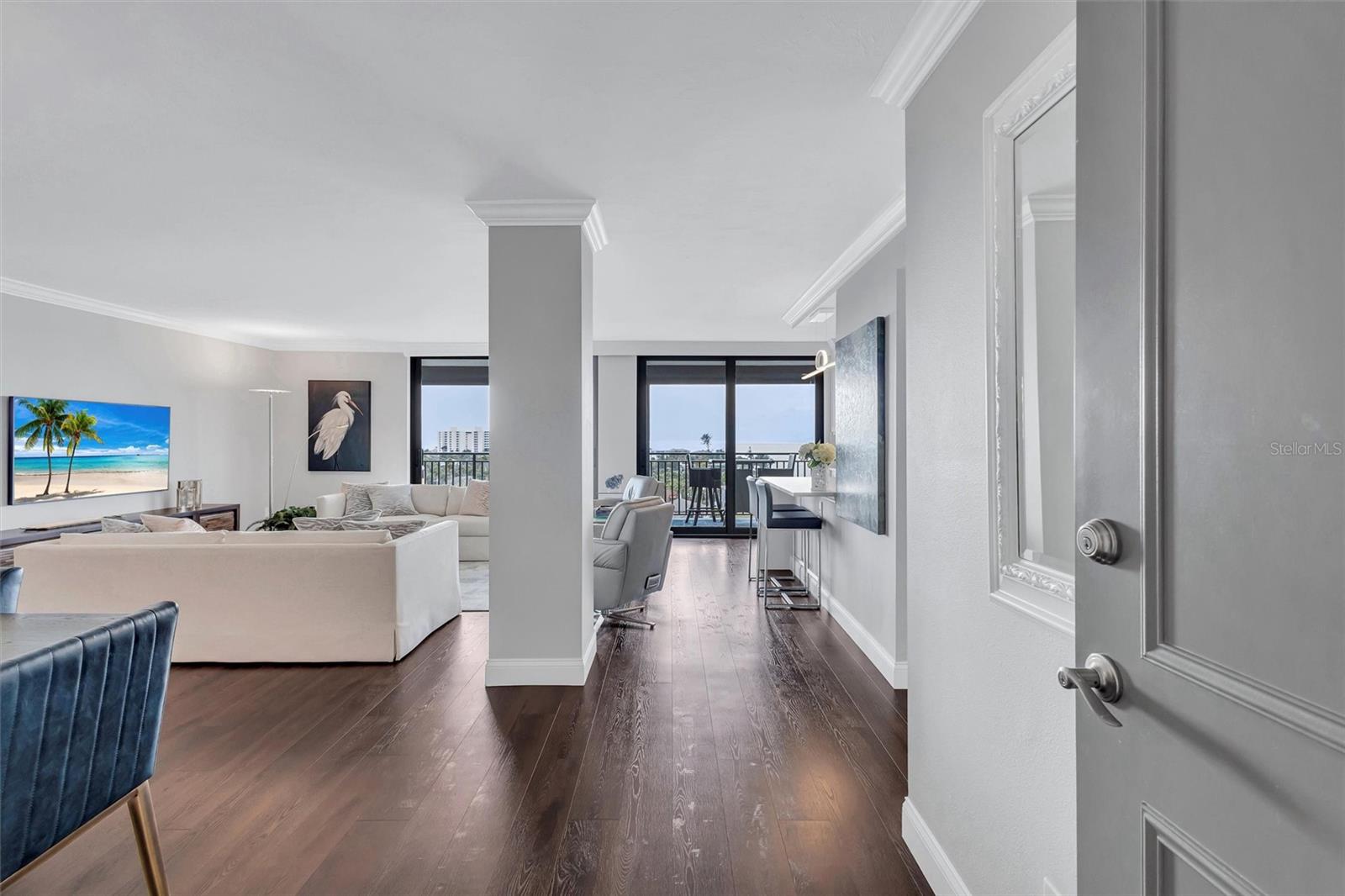 SIESTA TOWERS - Residential