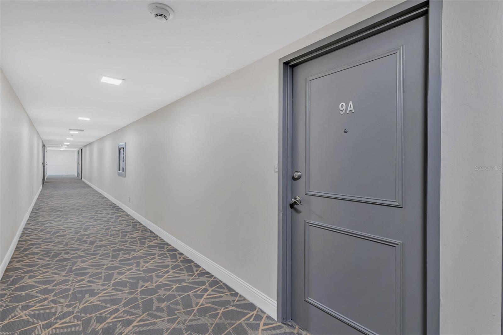 SIESTA TOWERS - Residential