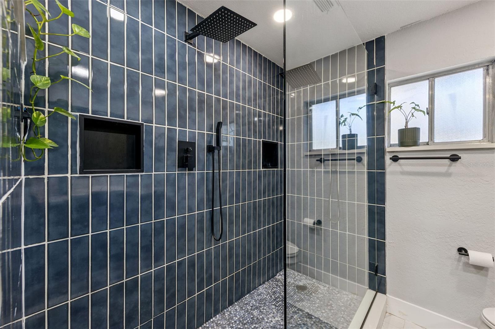 SPRING OAKS UNIT 6 - Residential