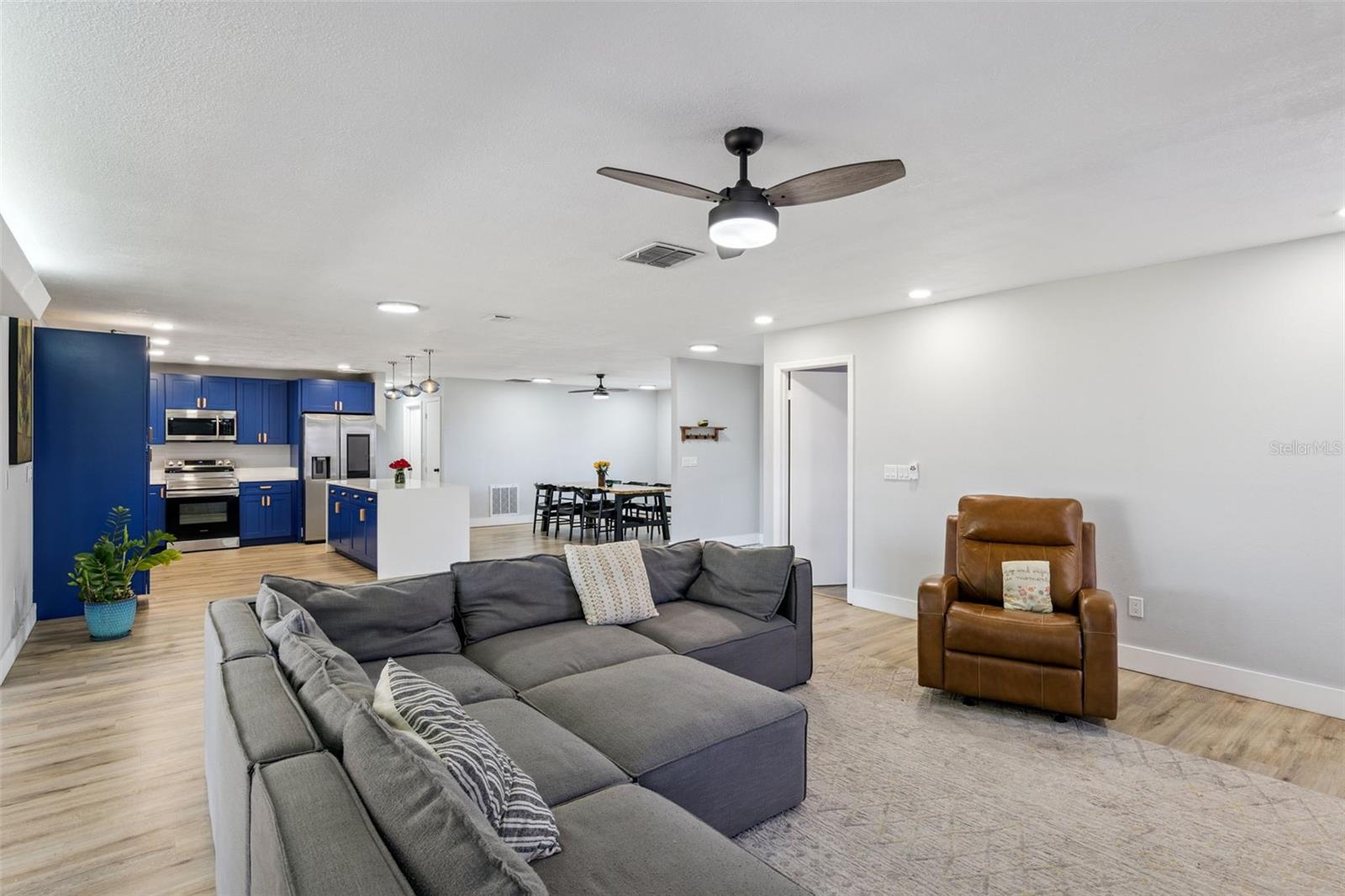 SPRING OAKS UNIT 6 - Residential