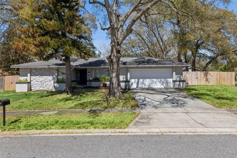 Photo of 549 Iris Street, Altamonte Springs, FL 32714 (MLS # O6384326)
