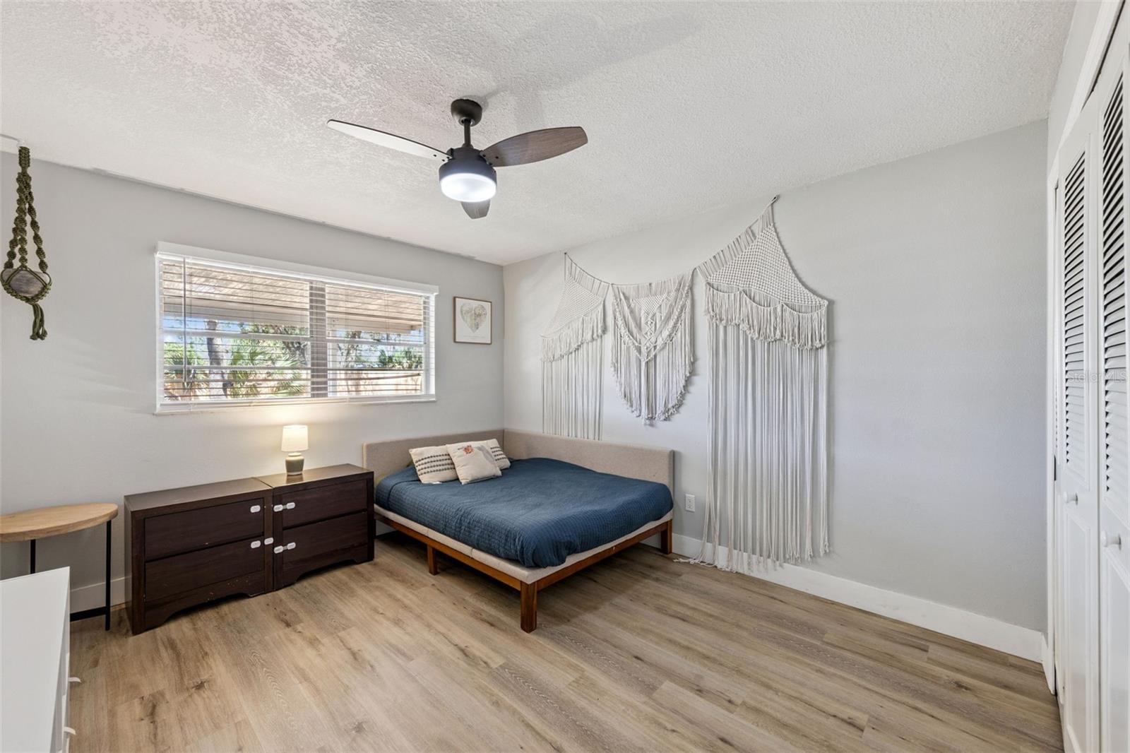 SPRING OAKS UNIT 6 - Residential