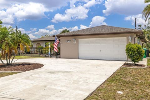 A home in PORT CHARLOTTE