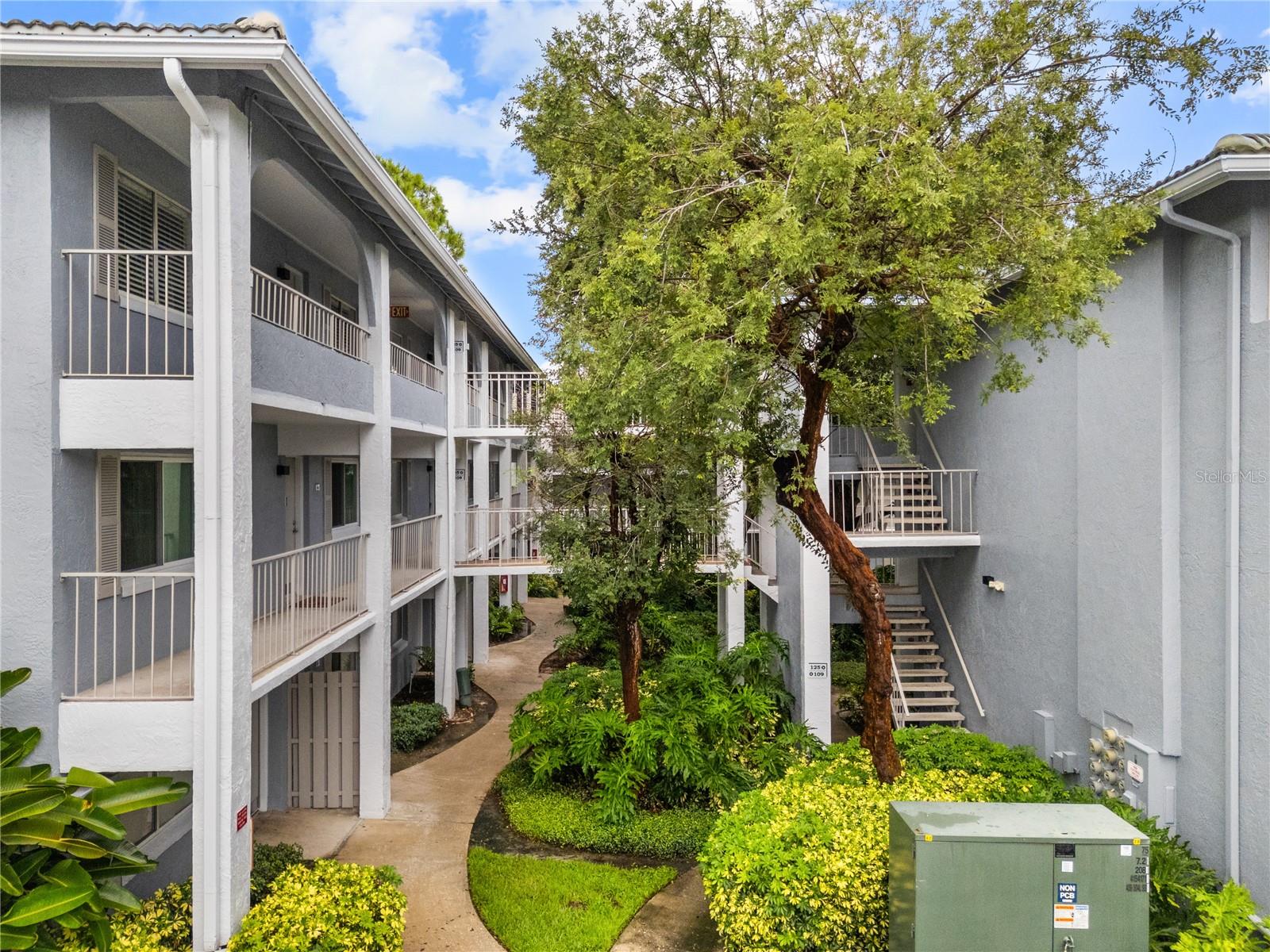 109 OYSTER BAY CIRCLE 220
