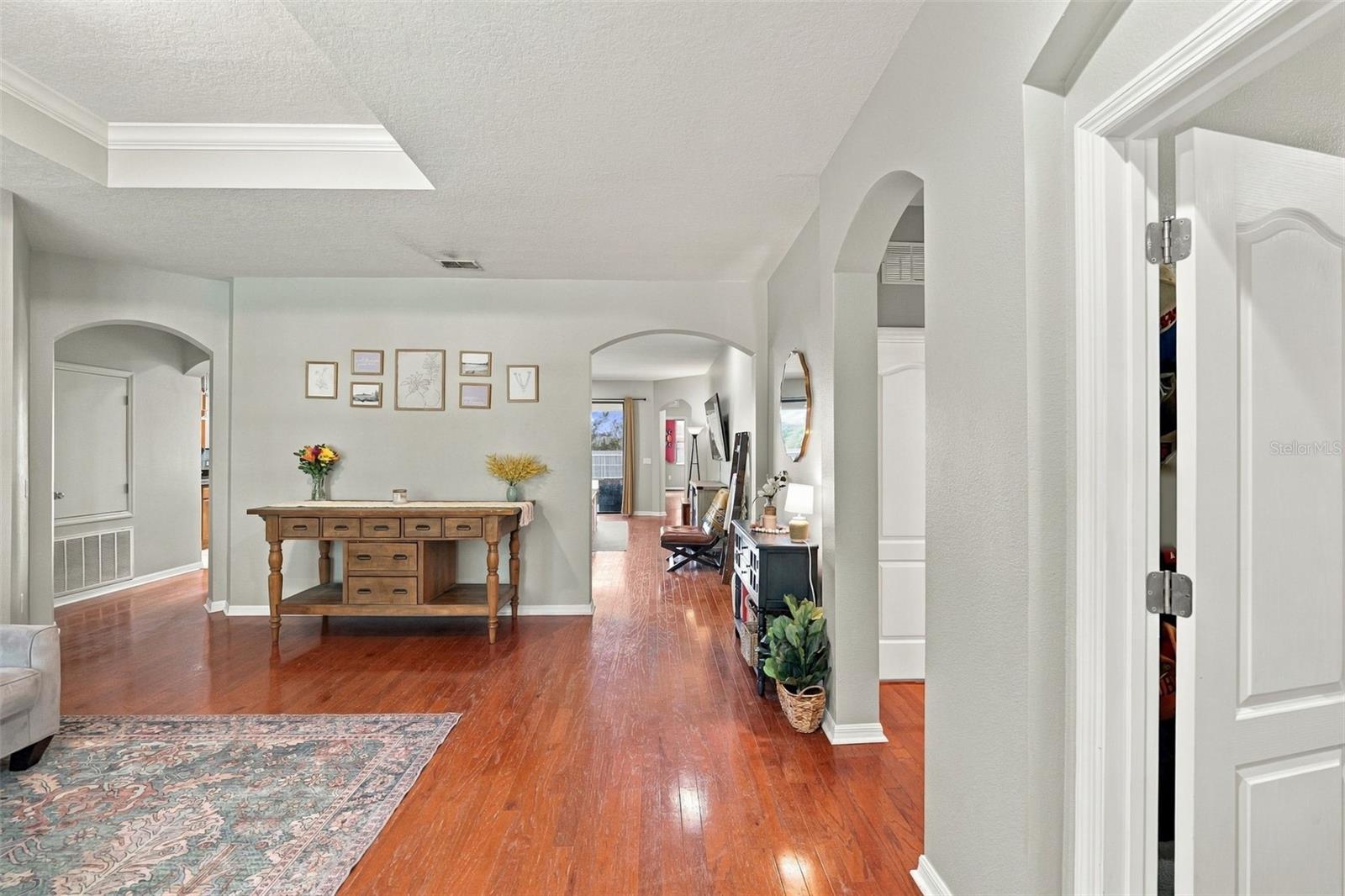 9808 CARR ROAD, RIVERVIEW, FL, 33569 4 9808 CARR ROAD