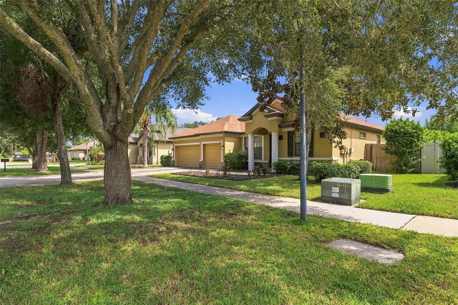 9808 CARR ROAD, RIVERVIEW, FL, 33569 2 9808 CARR ROAD