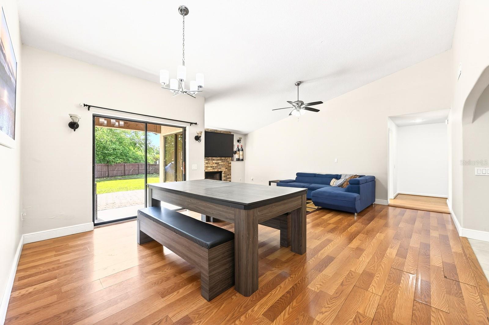 ORANGE TREE COUNTRY CLUB - Residential