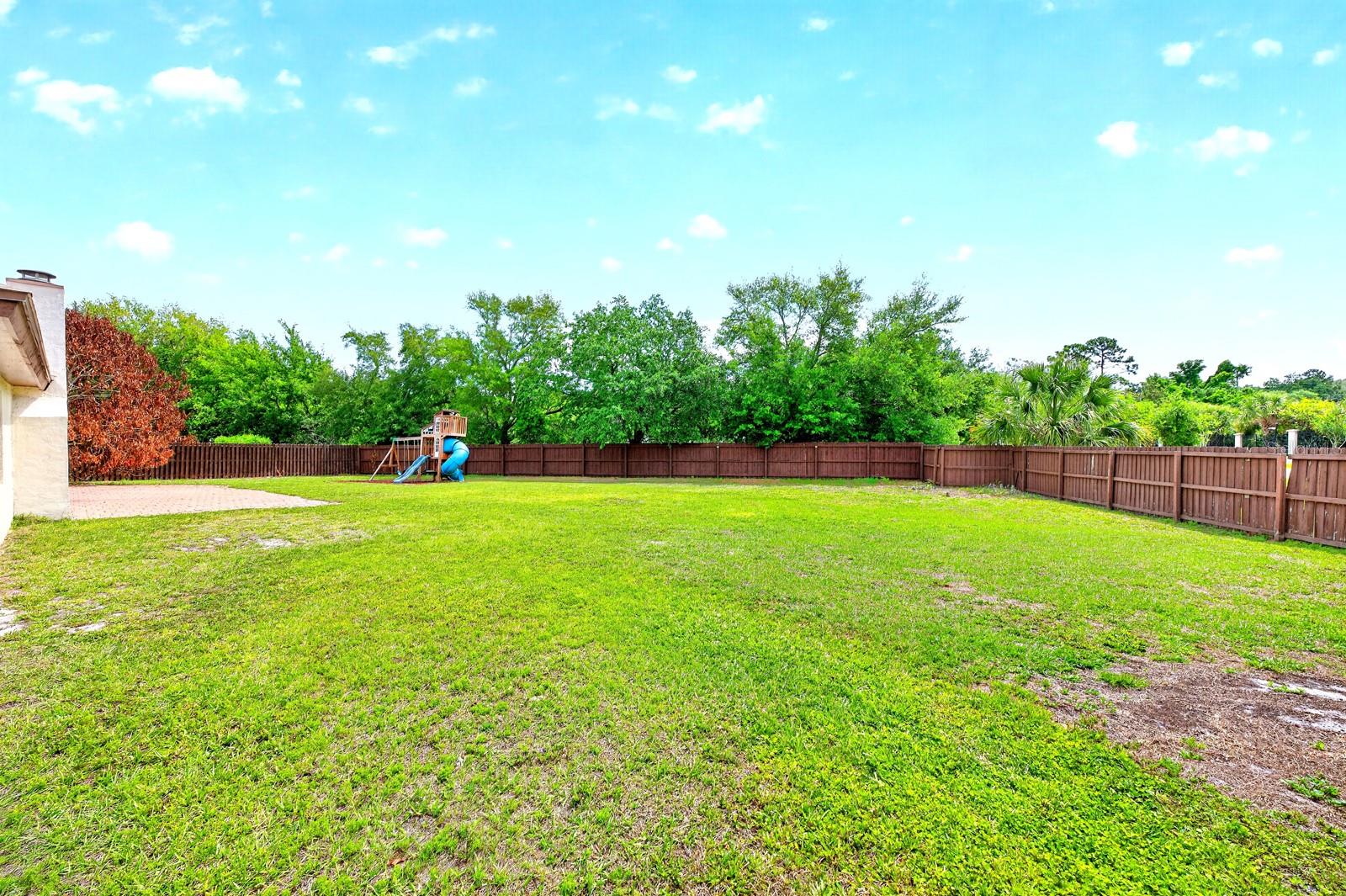 ORANGE TREE COUNTRY CLUB - Residential