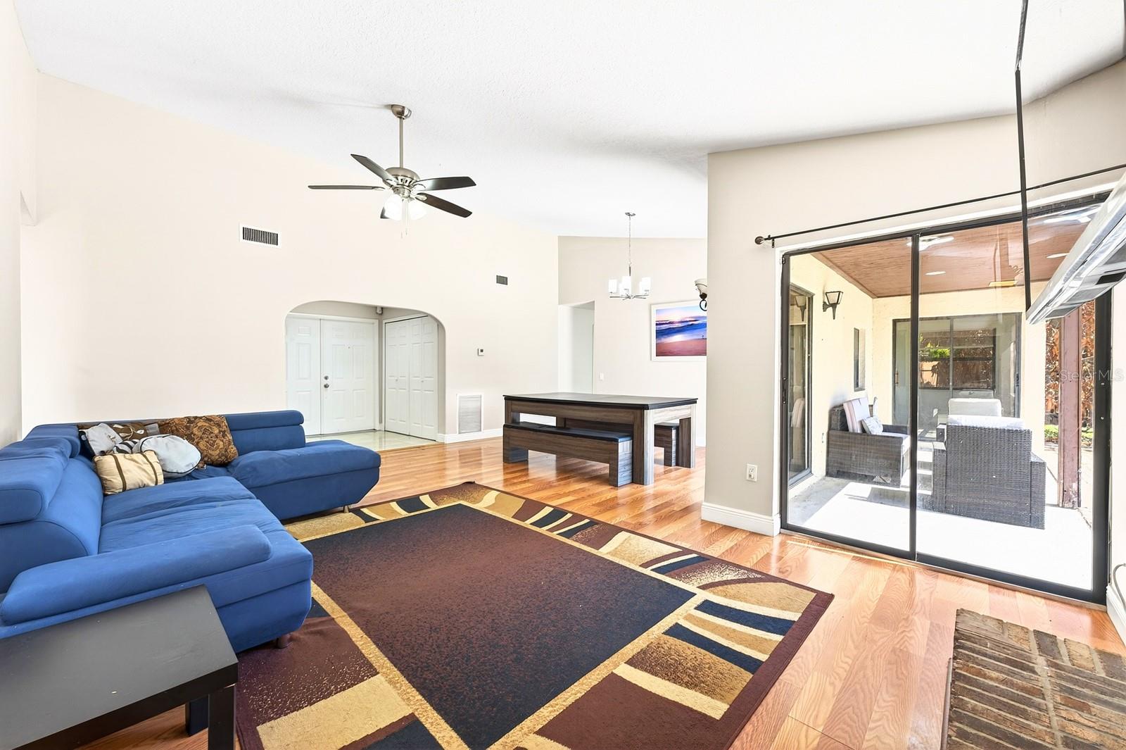 ORANGE TREE COUNTRY CLUB - Residential