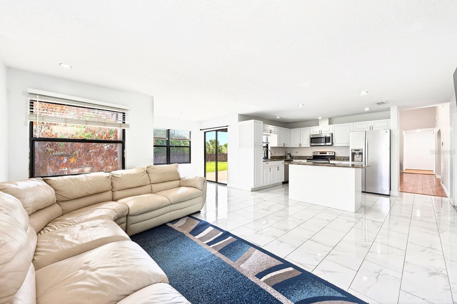 ORANGE TREE COUNTRY CLUB - Residential