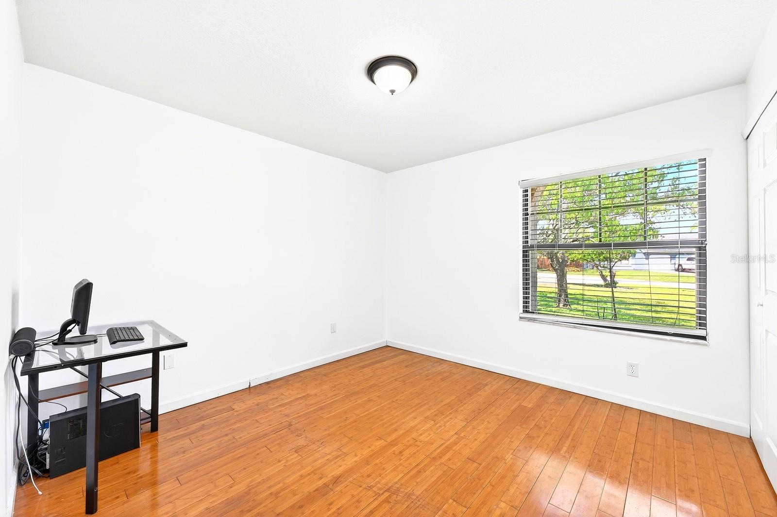 ORANGE TREE COUNTRY CLUB - Residential