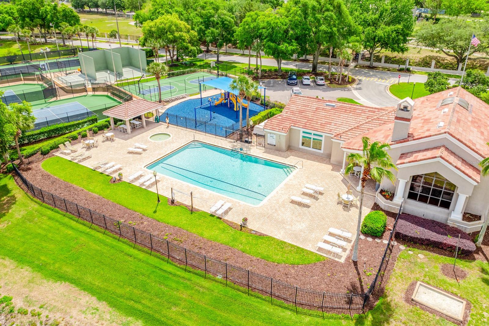 ORANGE TREE COUNTRY CLUB - Residential