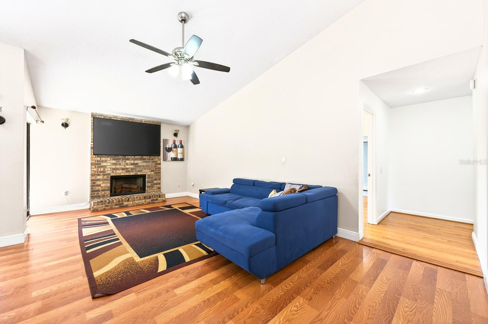 ORANGE TREE COUNTRY CLUB - Residential