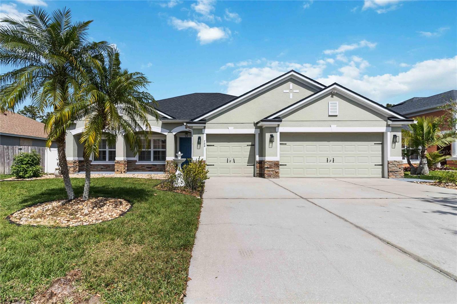 784 SENECA TRAIL