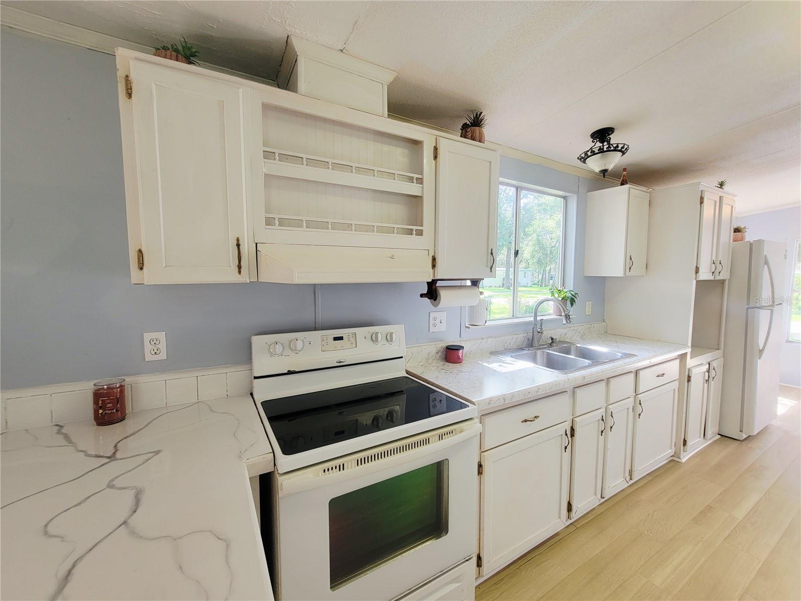 HIDEAWAY - Residential