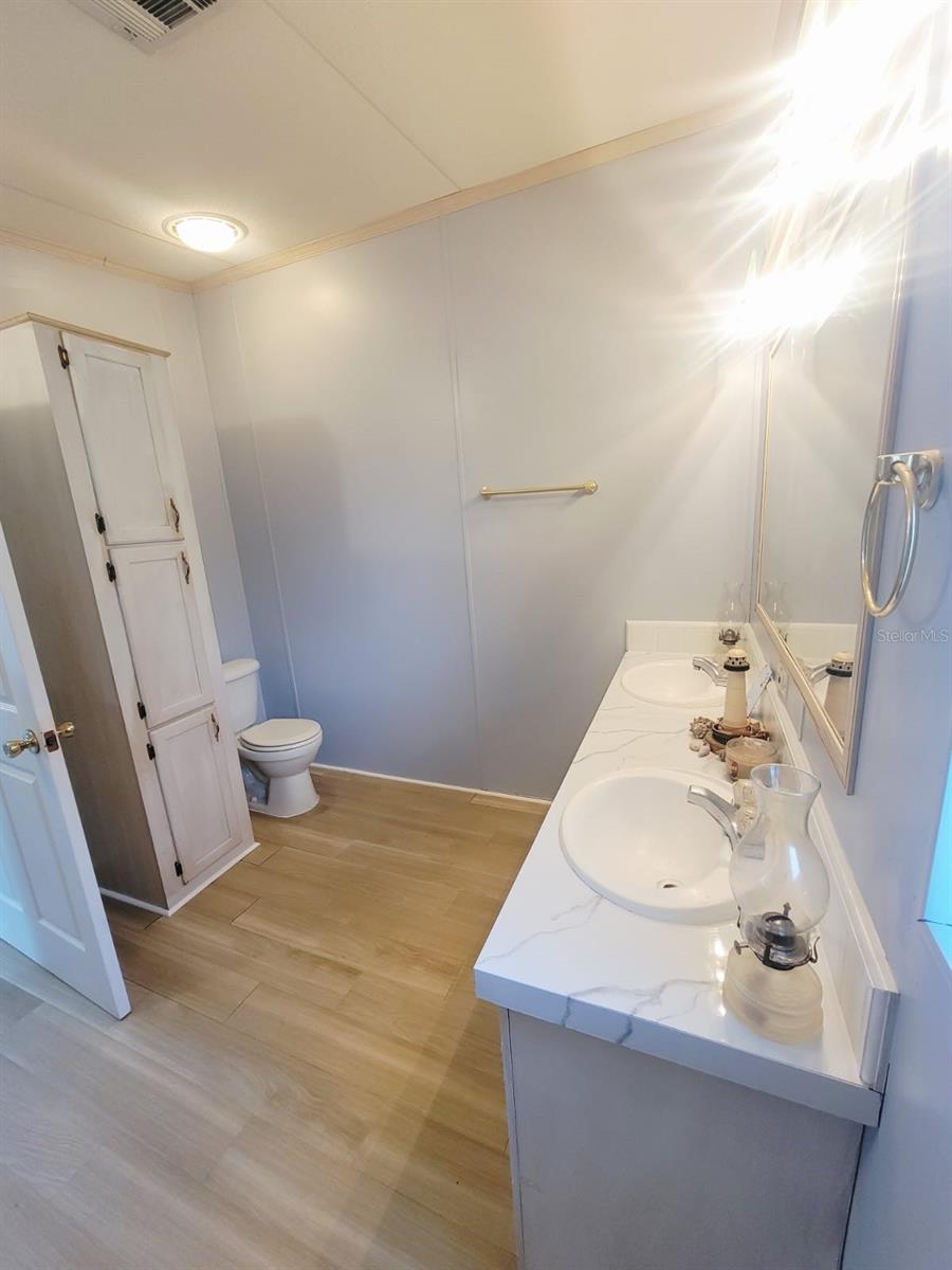 HIDEAWAY - Residential