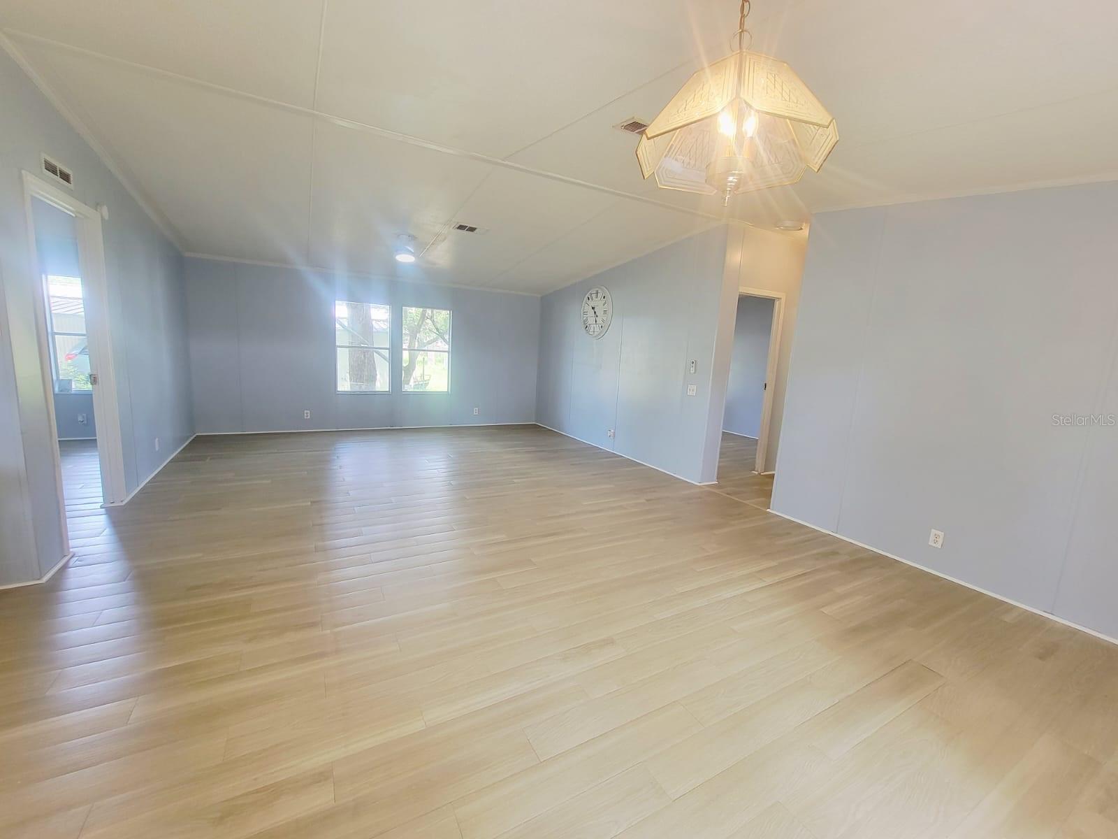 HIDEAWAY - Residential