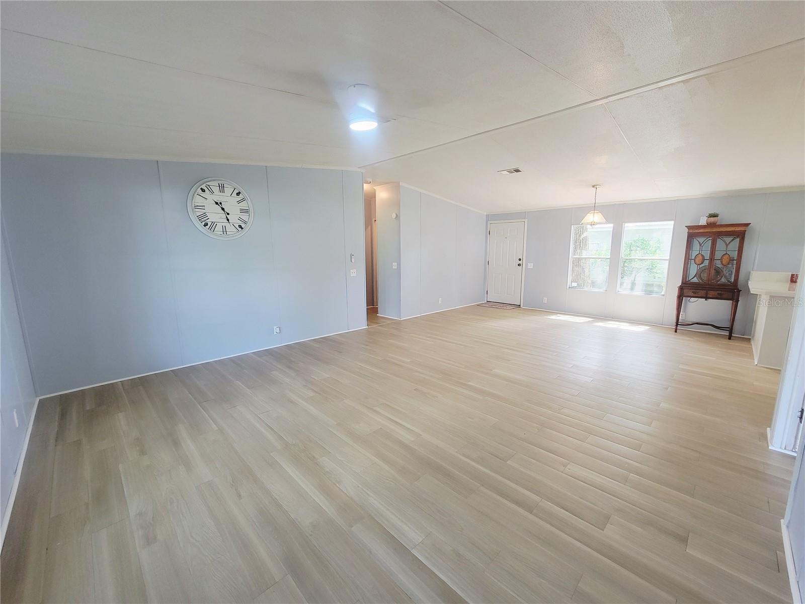 HIDEAWAY - Residential