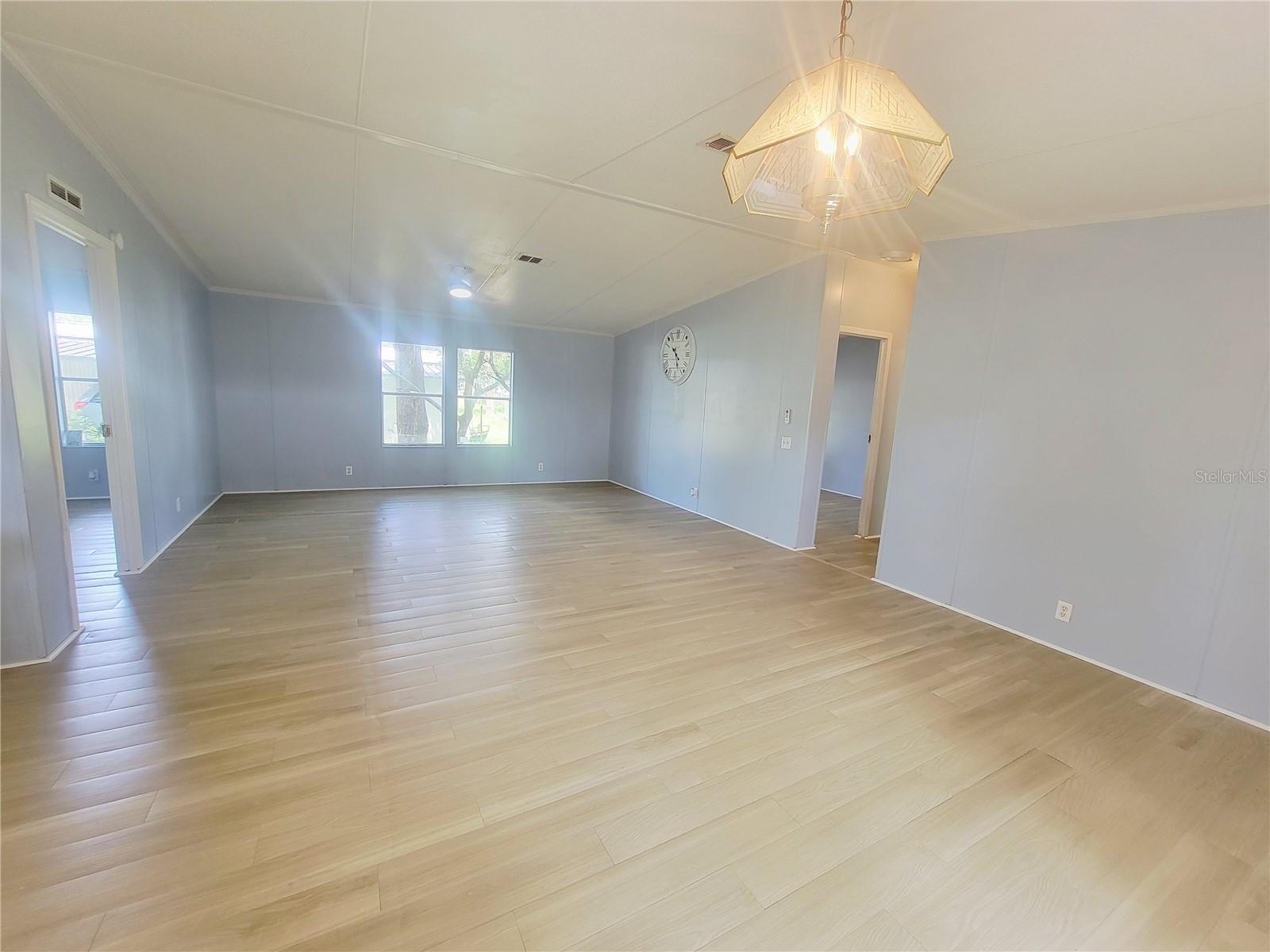 HIDEAWAY - Residential