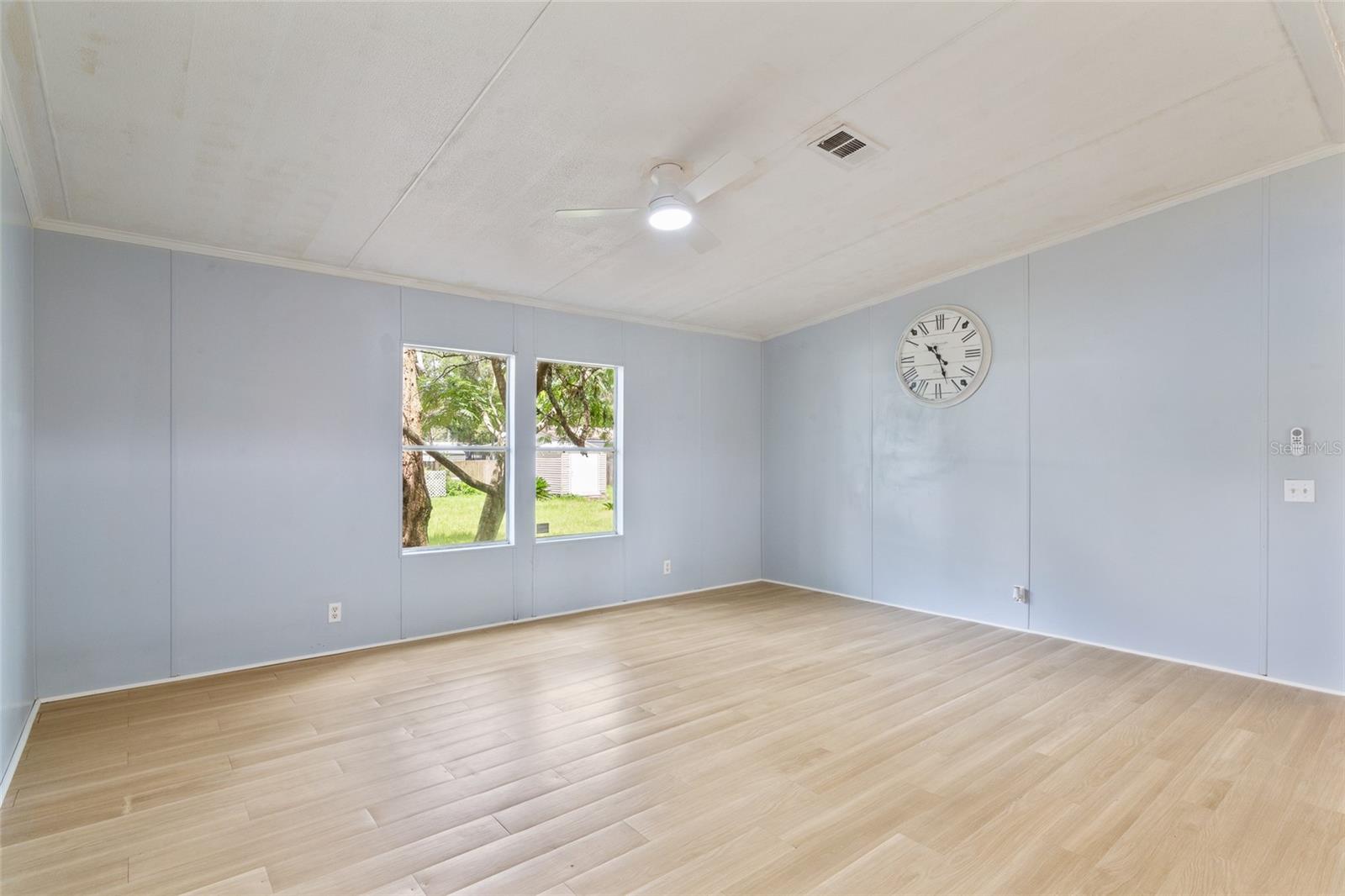 HIDEAWAY - Residential