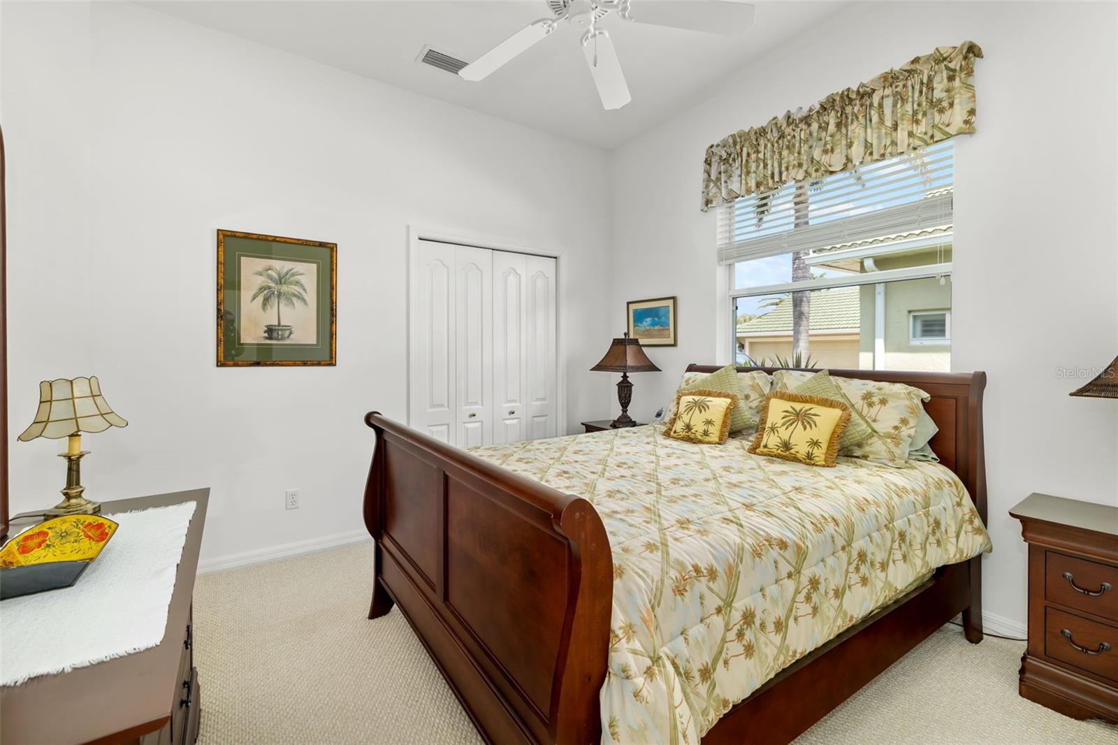 RIVENDELL UNIT 5 THE WOODLANDS - Residential