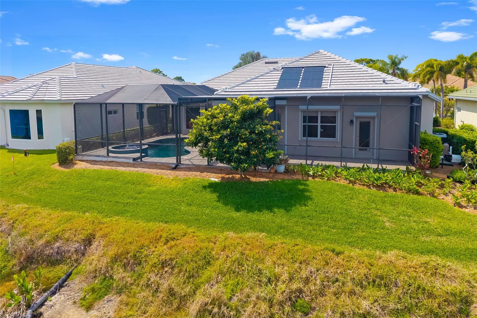 RIVENDELL UNIT 5 THE WOODLANDS - Residential