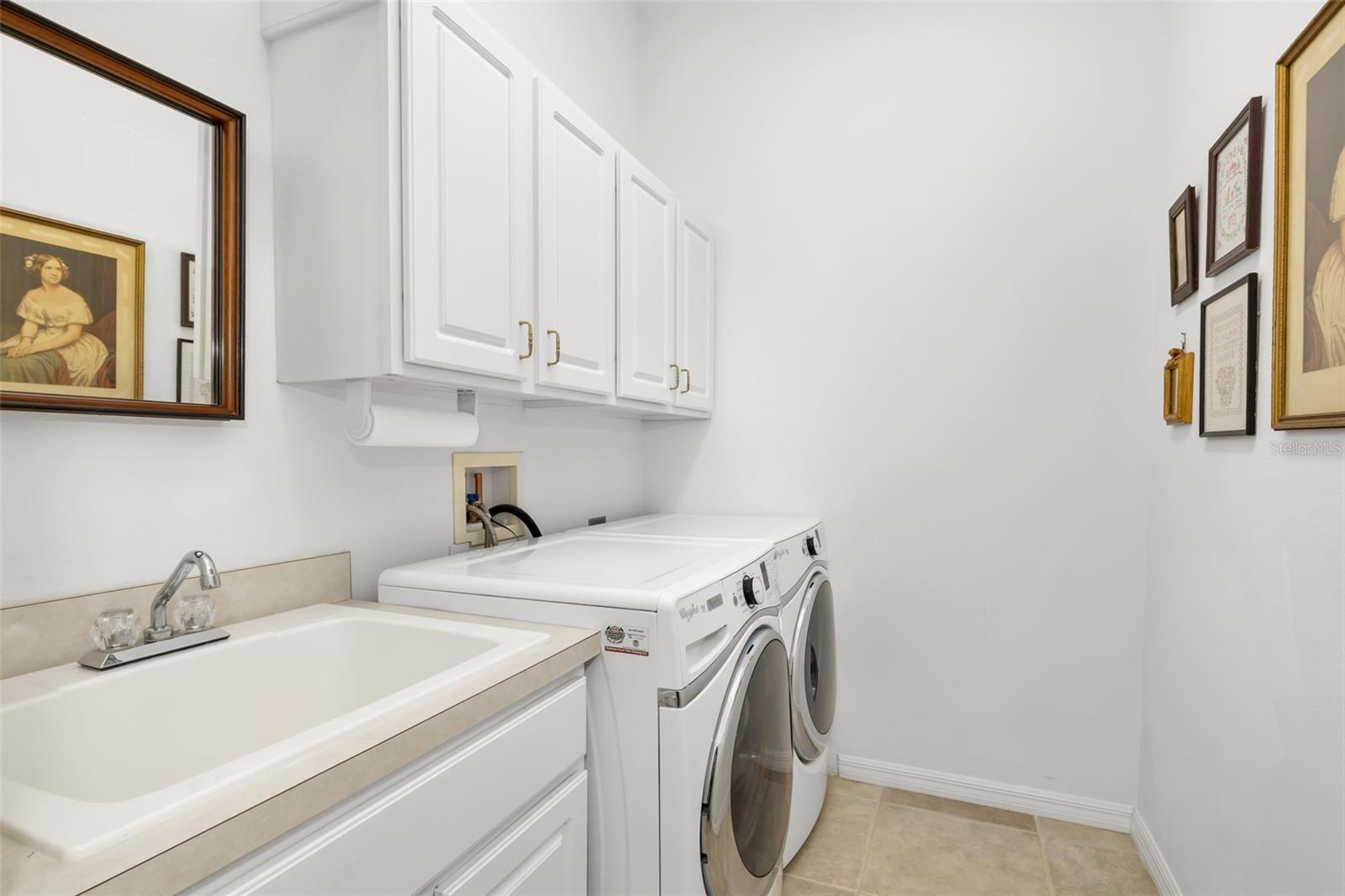 RIVENDELL UNIT 5 THE WOODLANDS - Residential