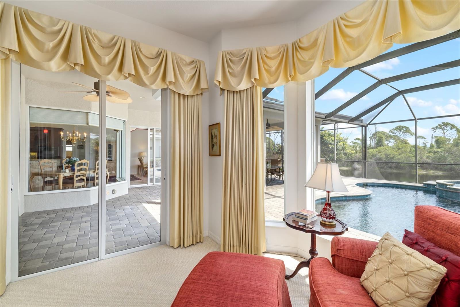 RIVENDELL UNIT 5 THE WOODLANDS - Residential