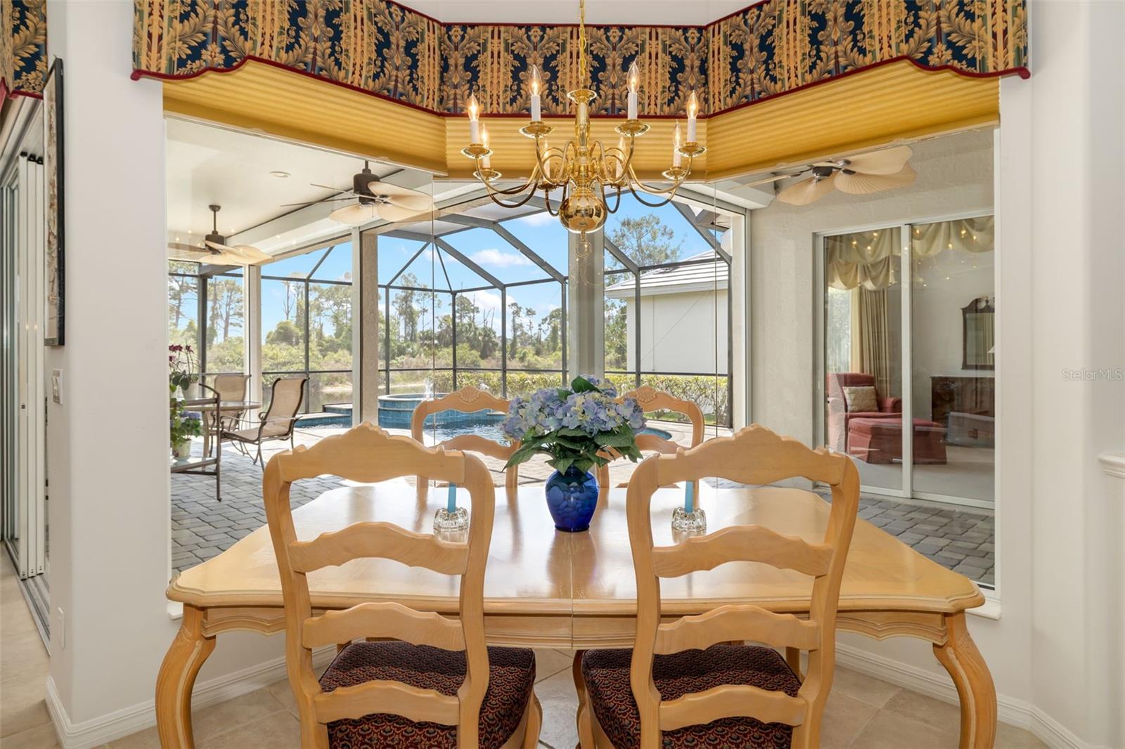 RIVENDELL UNIT 5 THE WOODLANDS - Residential