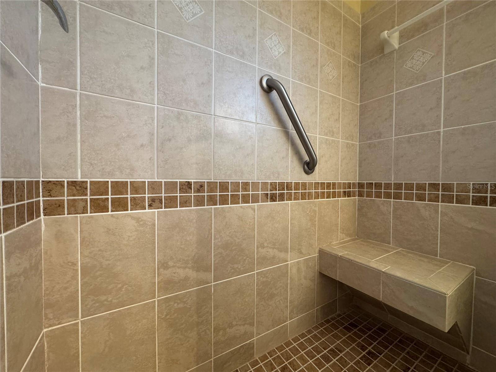 MEADOW RIDGE ESTATES UNIT 3 - Residential