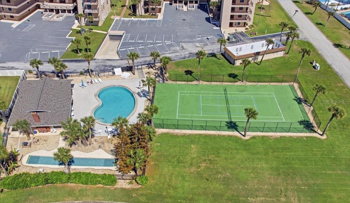 FAIRWIND SHORES CONDO - Residential
