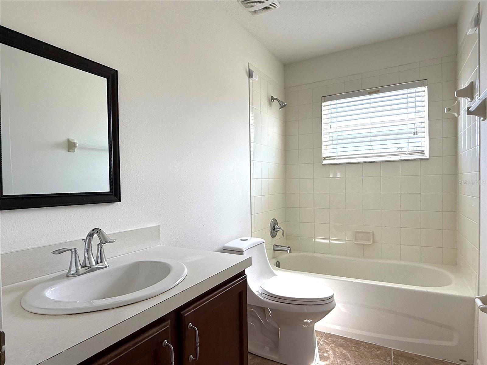 HAMPTON HILLS SOUTH PH 01 - Residential