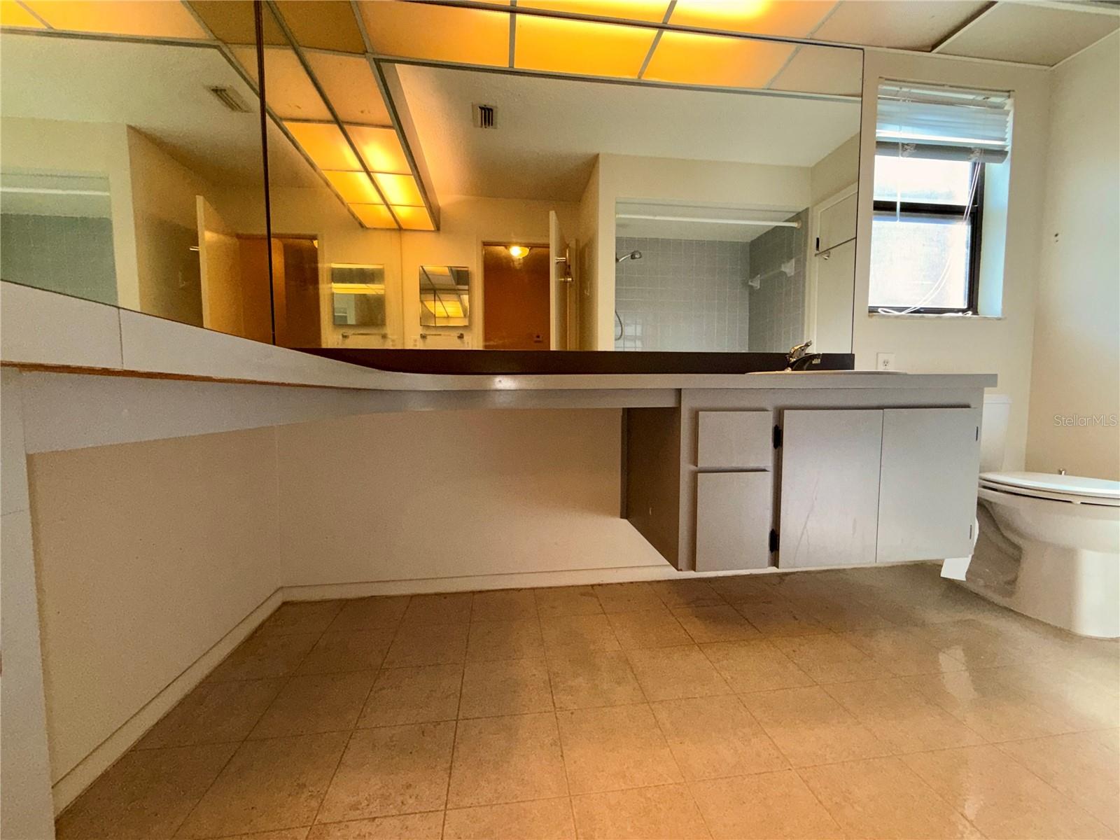 REGENCY PARK - Residential