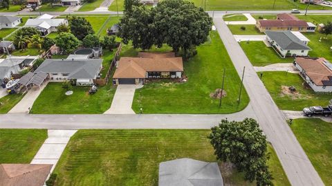 A home in SEBRING