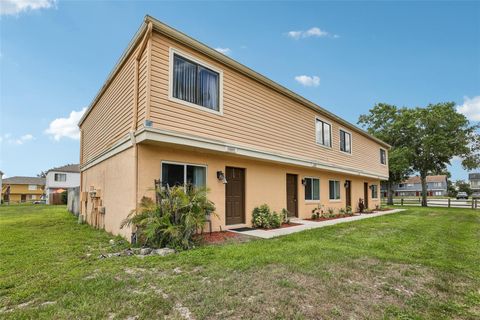 Photo of 12057 Tift Circle, Orlando, FL 32826 (MLS # O6415050)