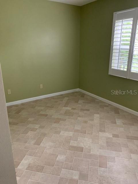 ON TOP OF THE WORLD - Residential Lease