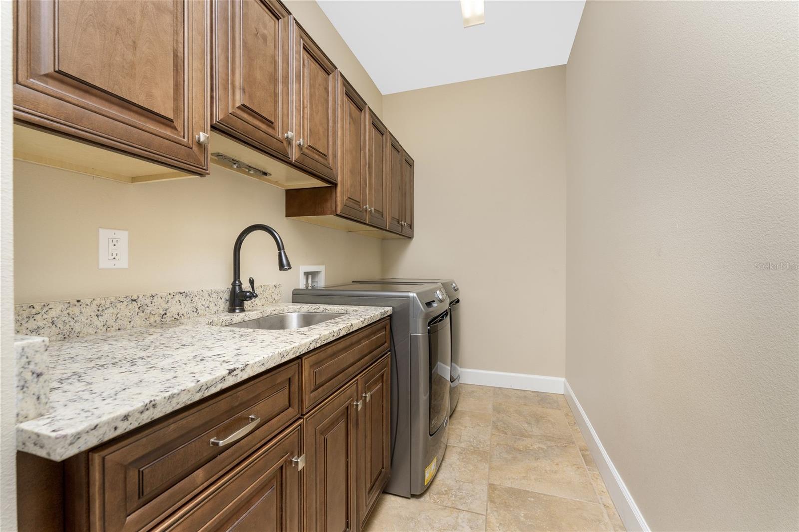 ROTONDA WEST BROADMOOR - Residential