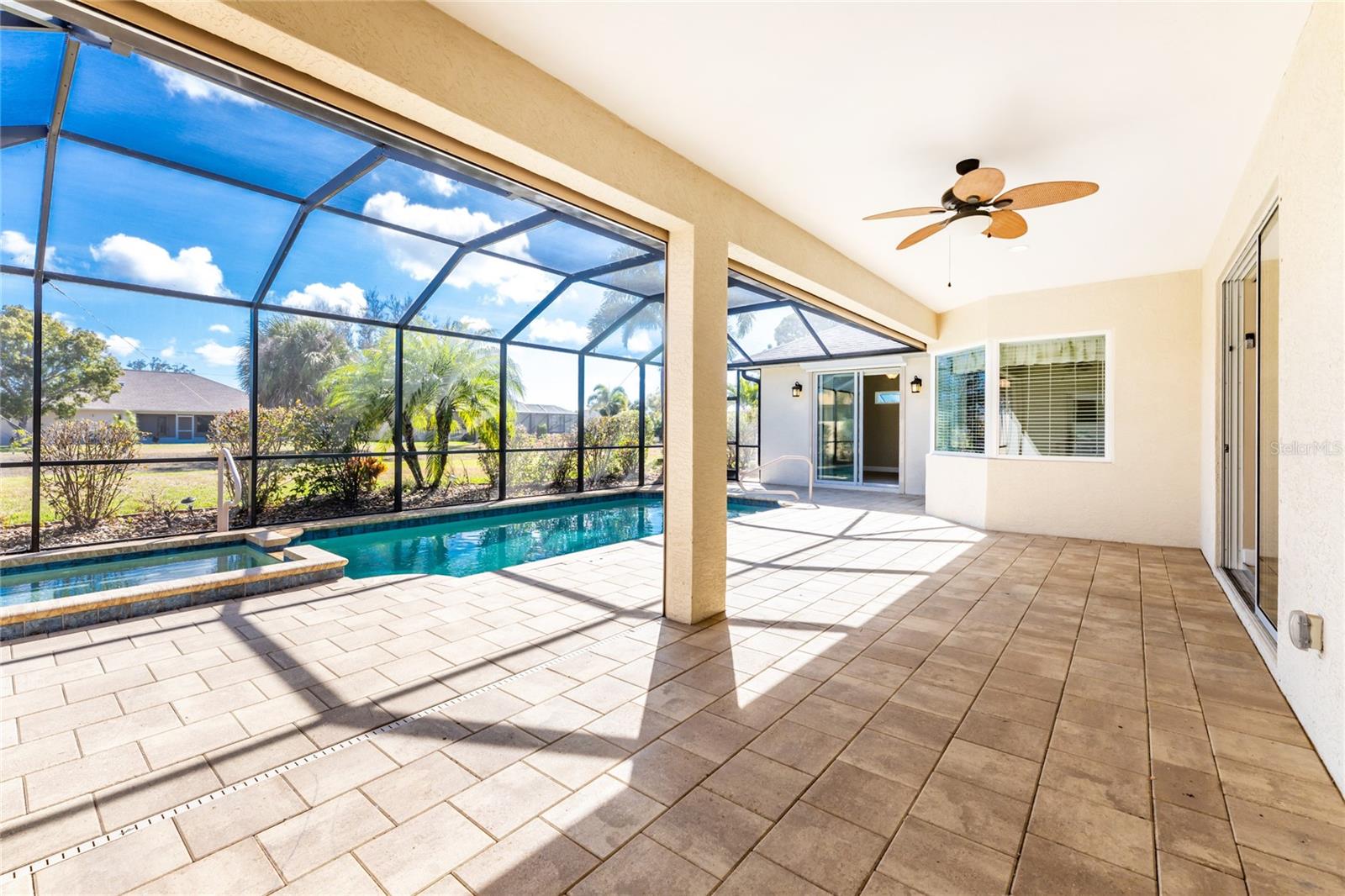 ROTONDA WEST BROADMOOR - Residential