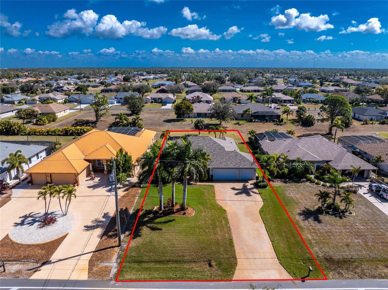 ROTONDA WEST BROADMOOR - Residential