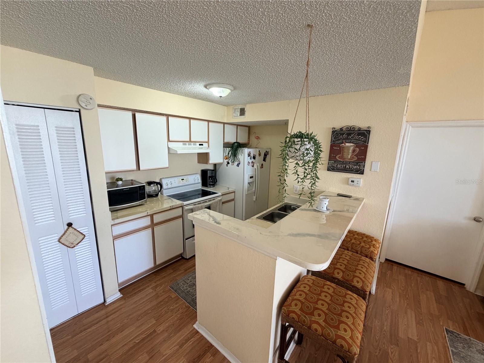 2202 KEY WEST COURT 632