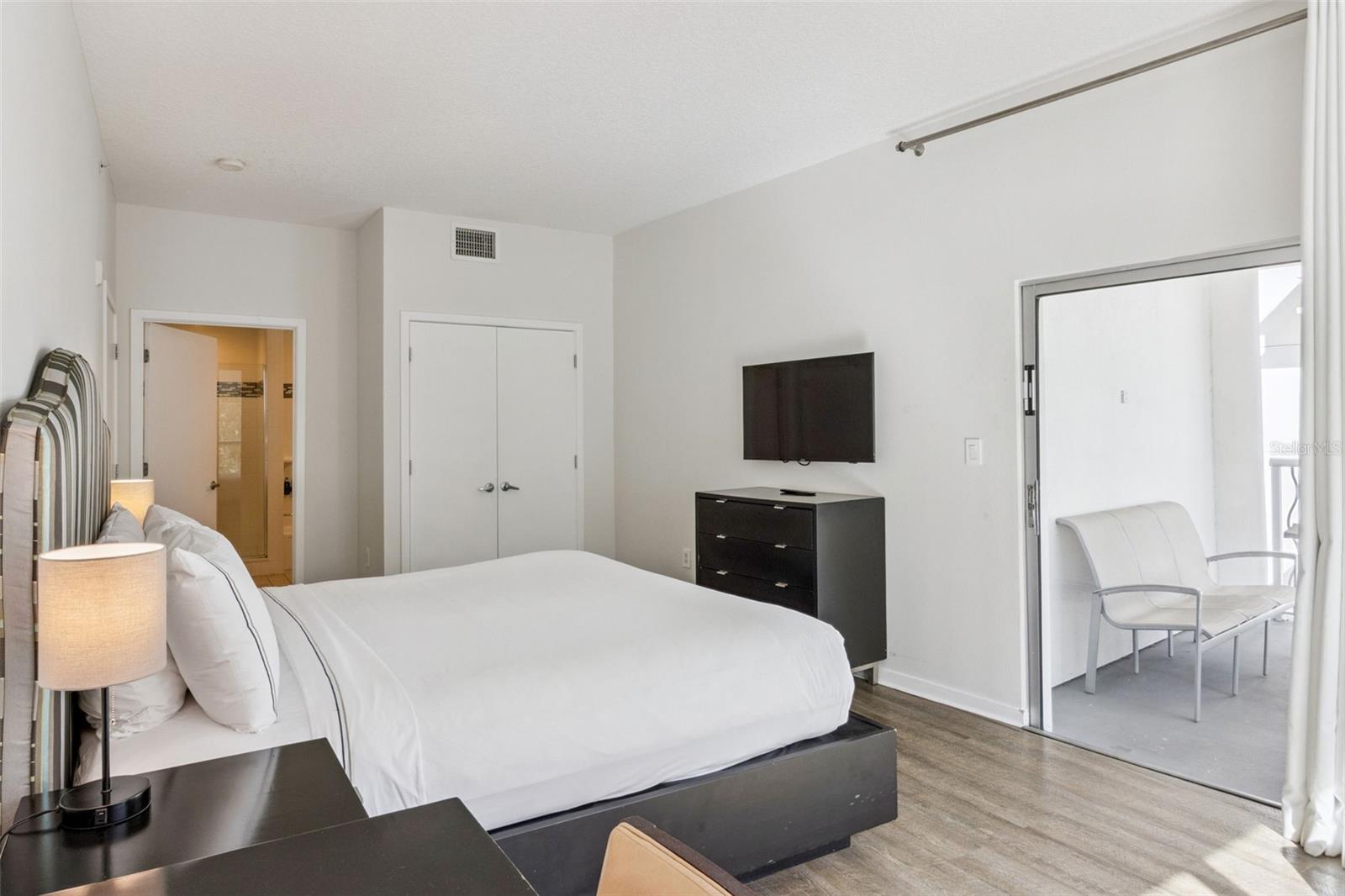 MONA LISA AT CELEBRATION CONDO HOTEL - Residential